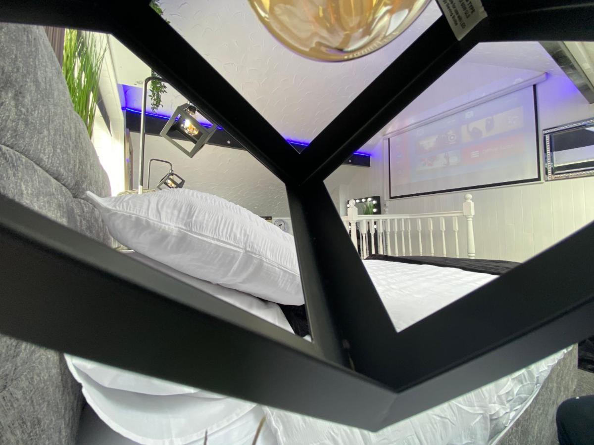 New…The Hottub House Blackpool Pleasure Beach エクステリア 写真